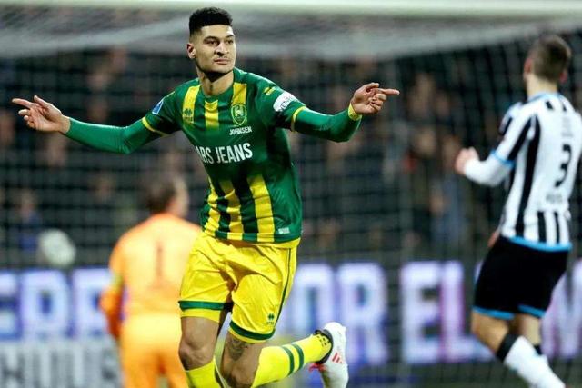 阿尔瓦雷斯22场欧冠11场首发 打进11球送4次助攻